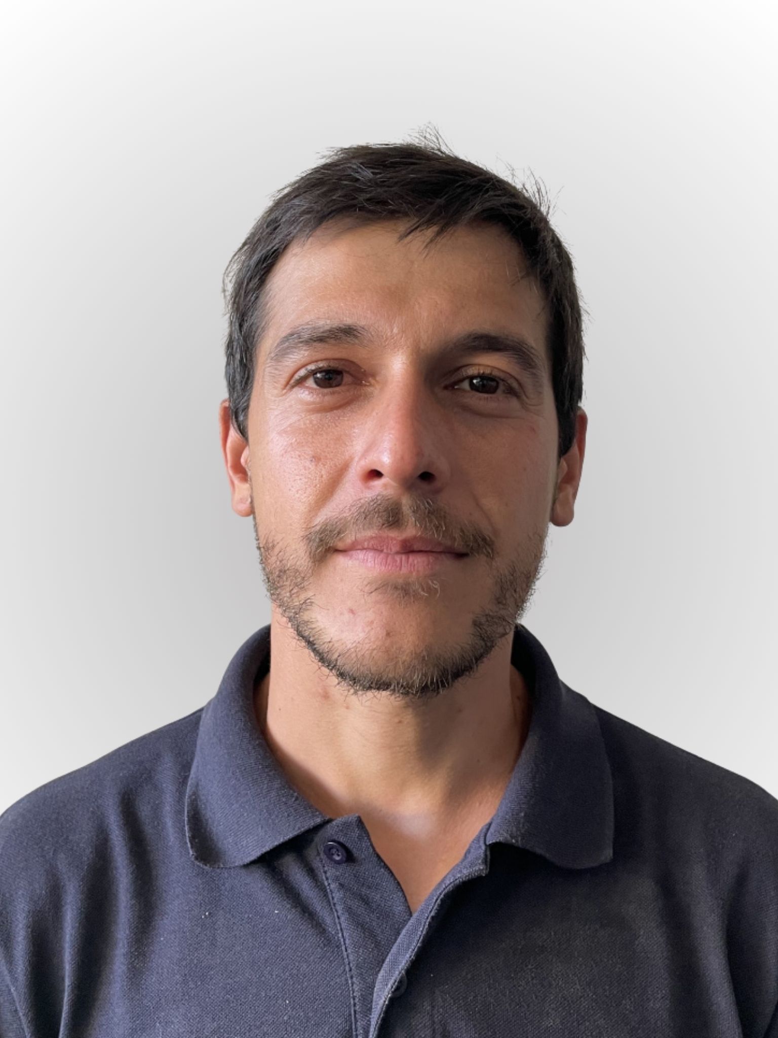 Hermano Uziel Schnaiderman Olcese